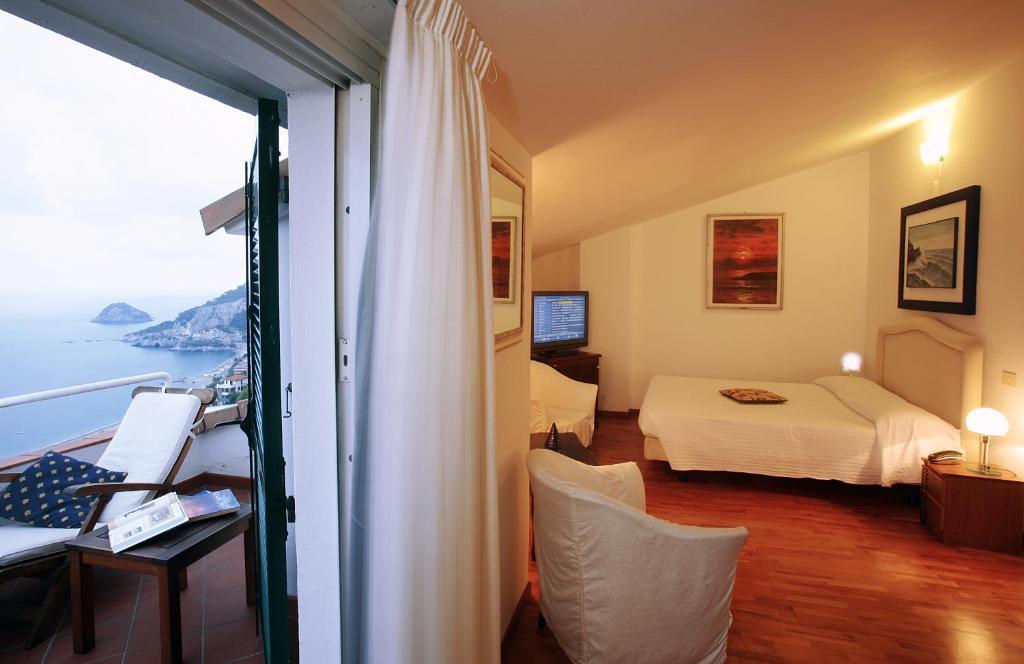 Claudio Hotel